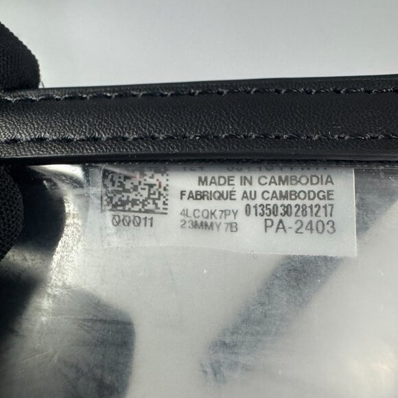 Michael Kors Outlet Jet Set Travel Large Clear Vinyl Wristlet in Black - Picture 13 of 15